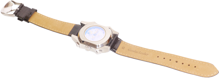 クラシックな機械式時計に斬新なPOPデザインA(c)自動巻腕時計。